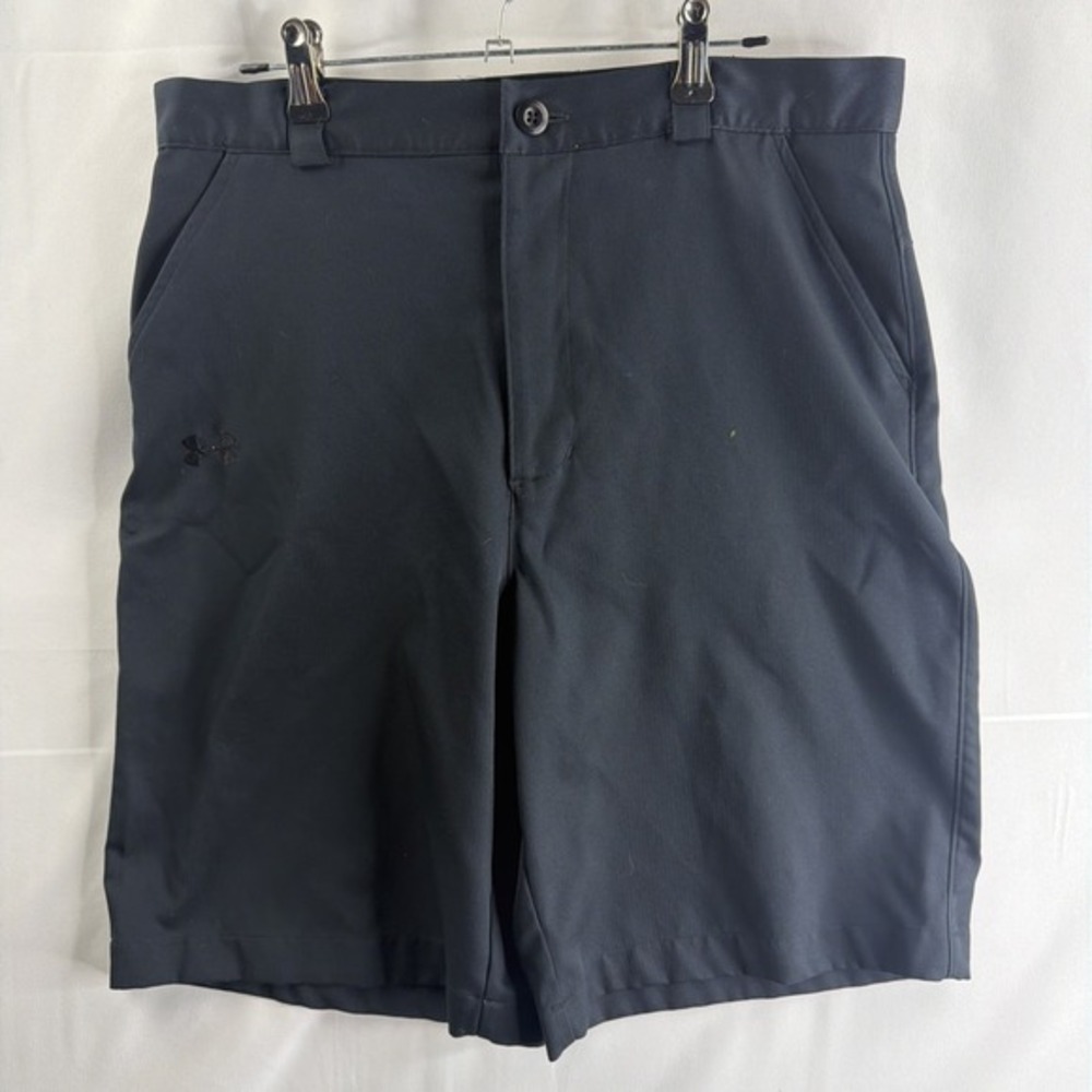 Under‎ Armour Men's Black 32R Athletic Golf Shorts Breathable Casual Classic